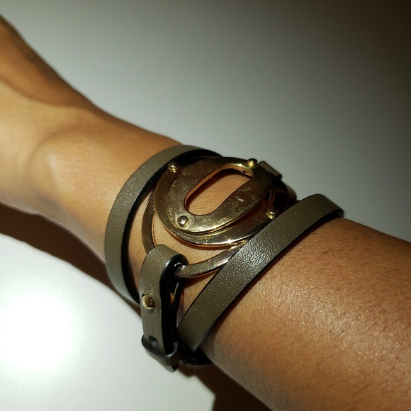 Coach wrap around bracelet - Picture 3 of 3